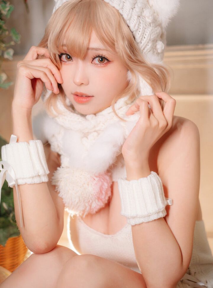 Eeelyeee nackt #108272295