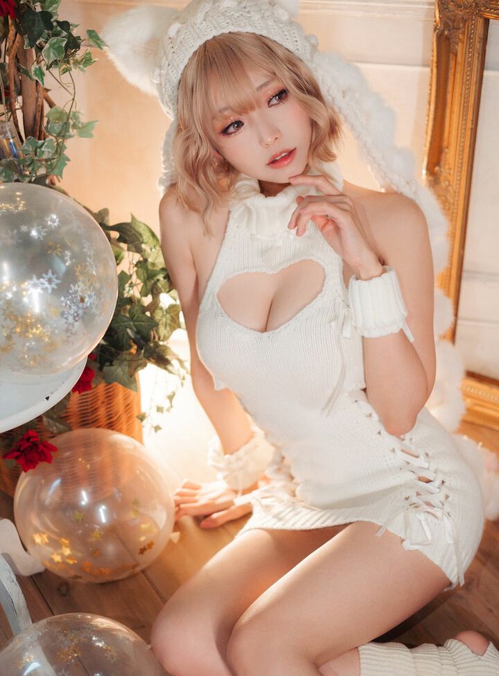 Eeelyeee nackt #108272305