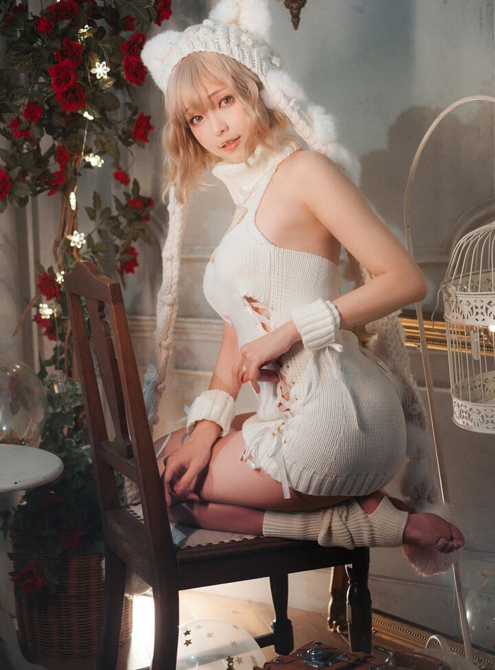 Eeelyeee nackt #108272312