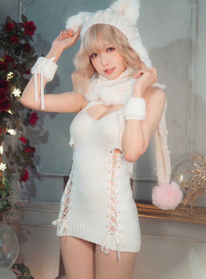 Eeelyeee nackt #108272320