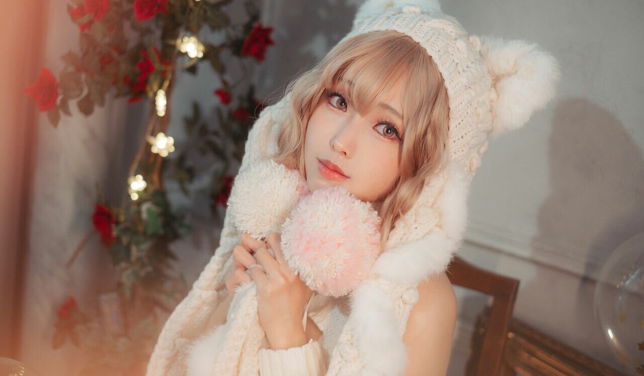 Eeelyeee nackt #108272330