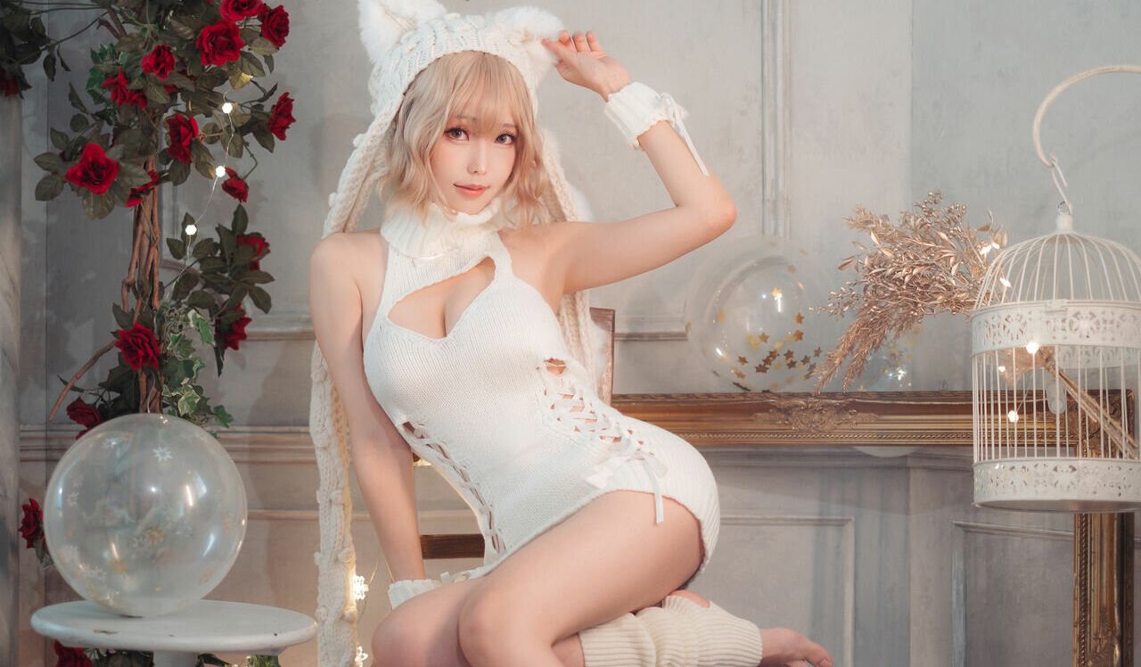 Eeelyeee nackt #108272335