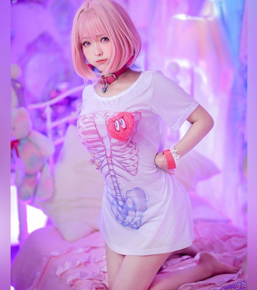 Eeelyeee nackt #108272348