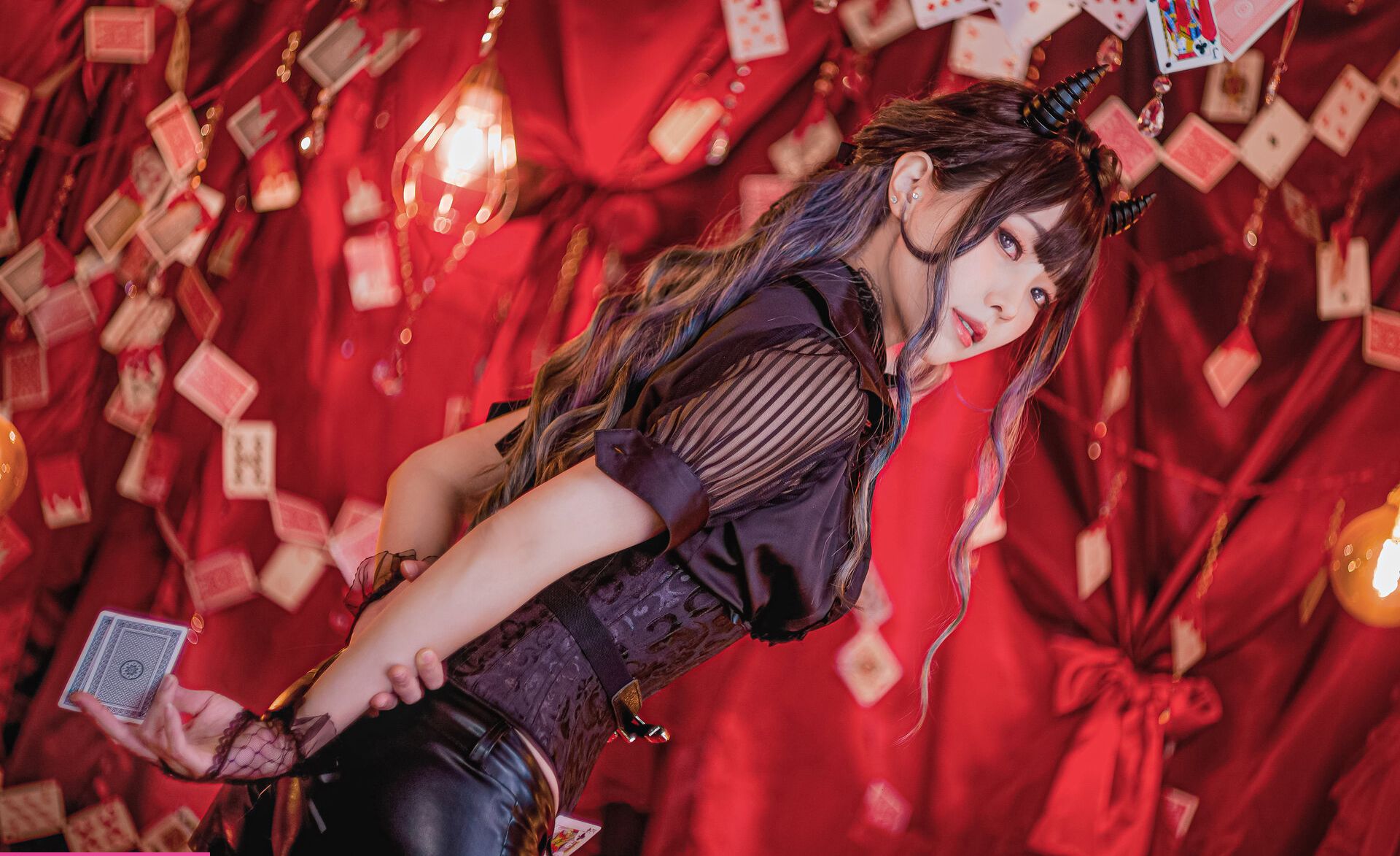 Eeelyeee nackt #108272377