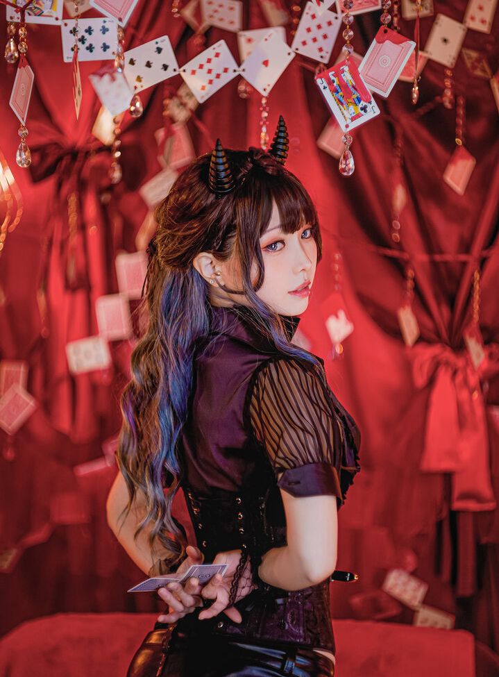 Eeelyeee nackt #108272378