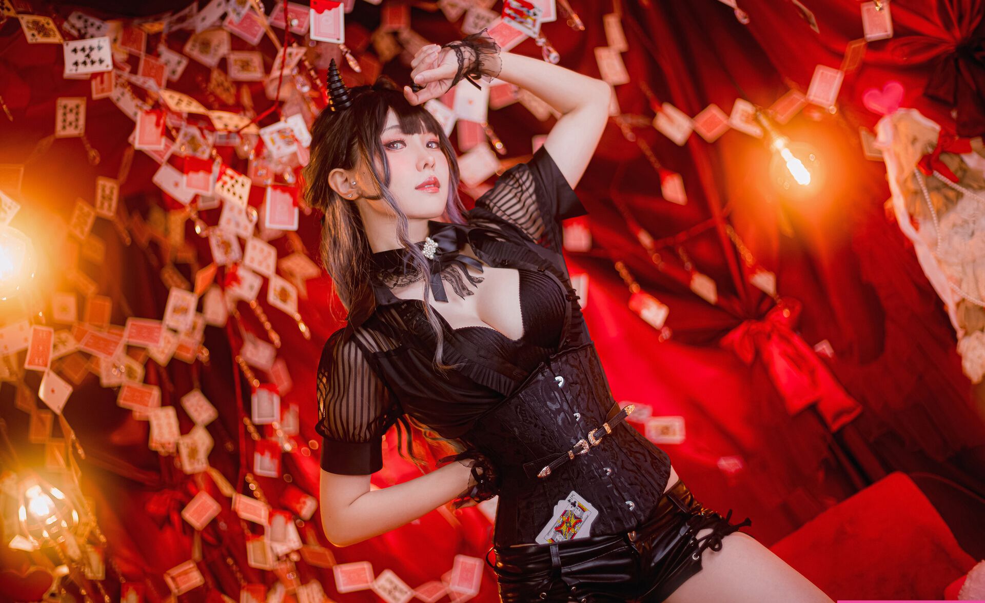 Eeelyeee nackt #108272384