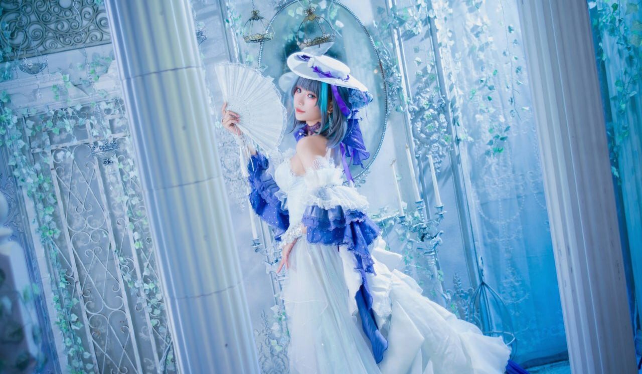 Eeelyeee nackt #108272393