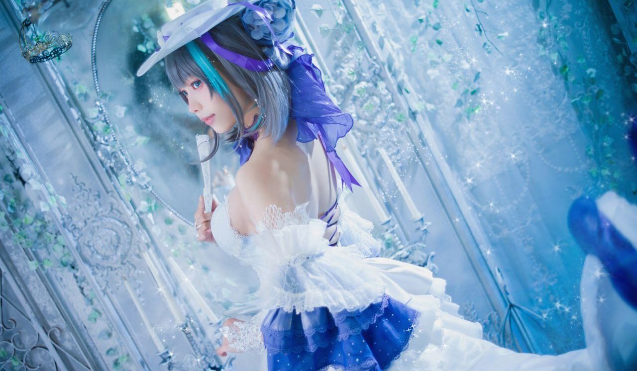 Eeelyeee nackt #108272397