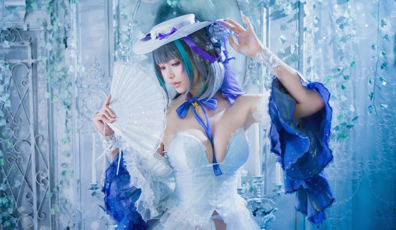 Eeelyeee nackt #108272398