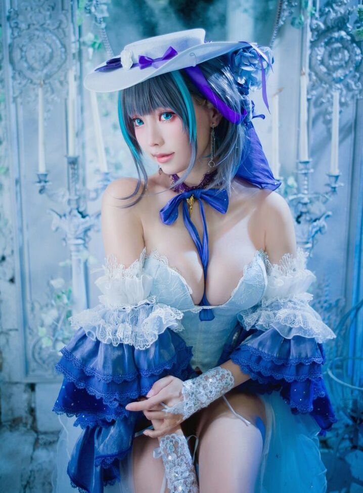 Eeelyeee nackt #108272401