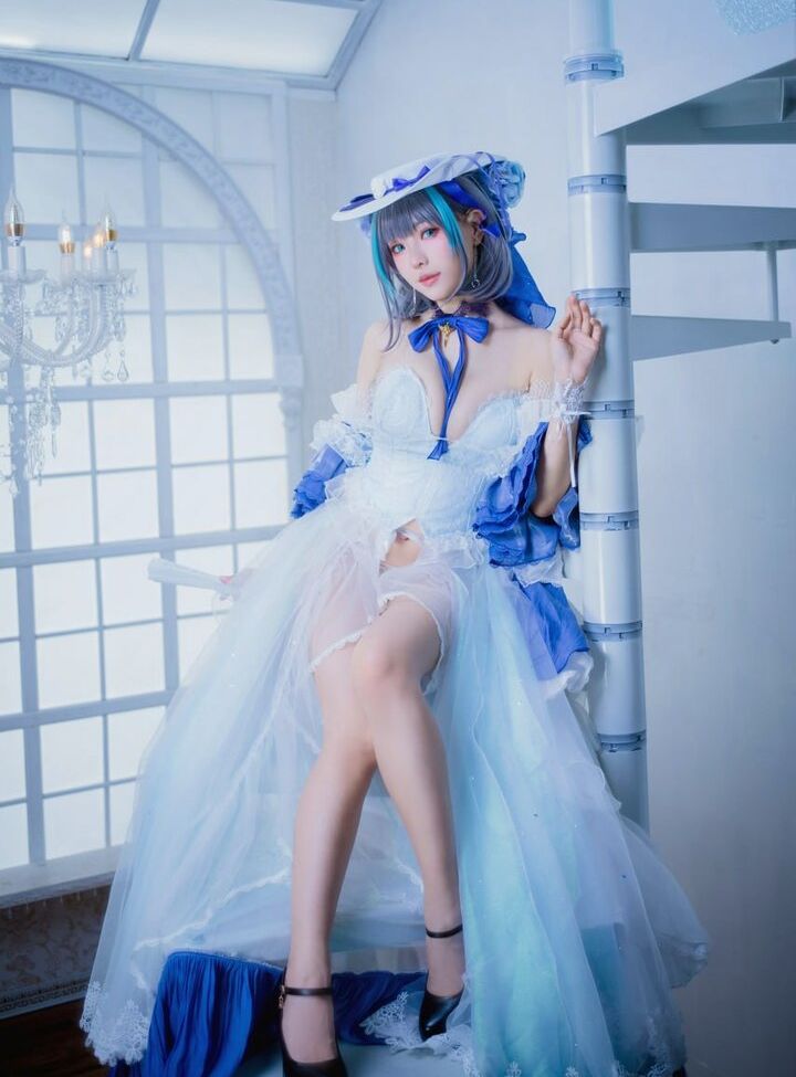 Eeelyeee nackt #108272402