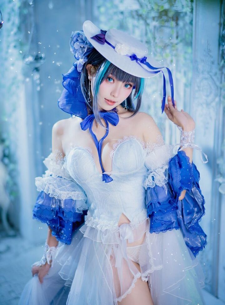 Eeelyeee nackt #108272404