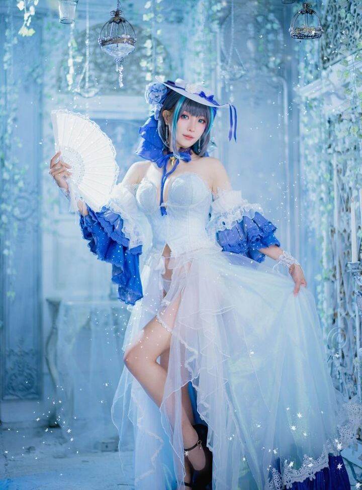 Eeelyeee nackt #108272406