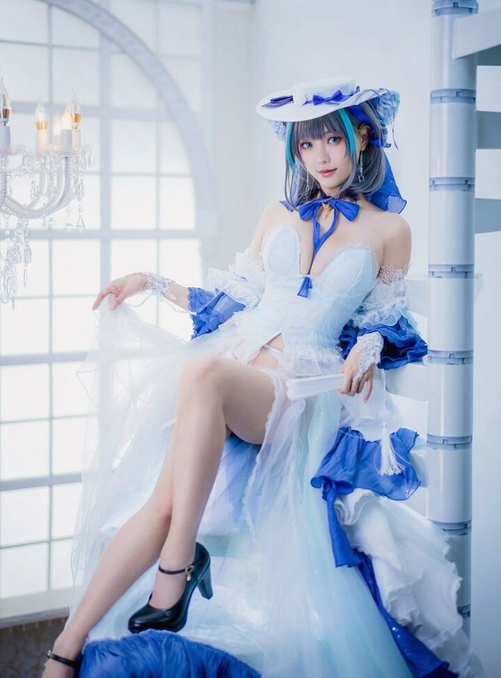 Eeelyeee nackt #108272409