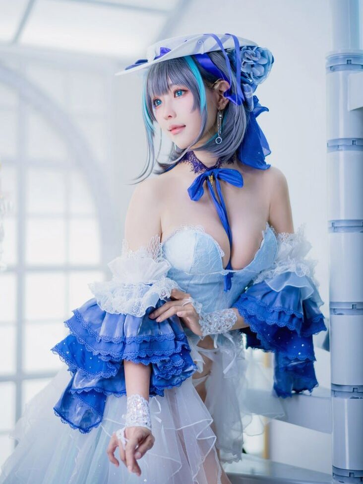 Eeelyeee nackt #108272411