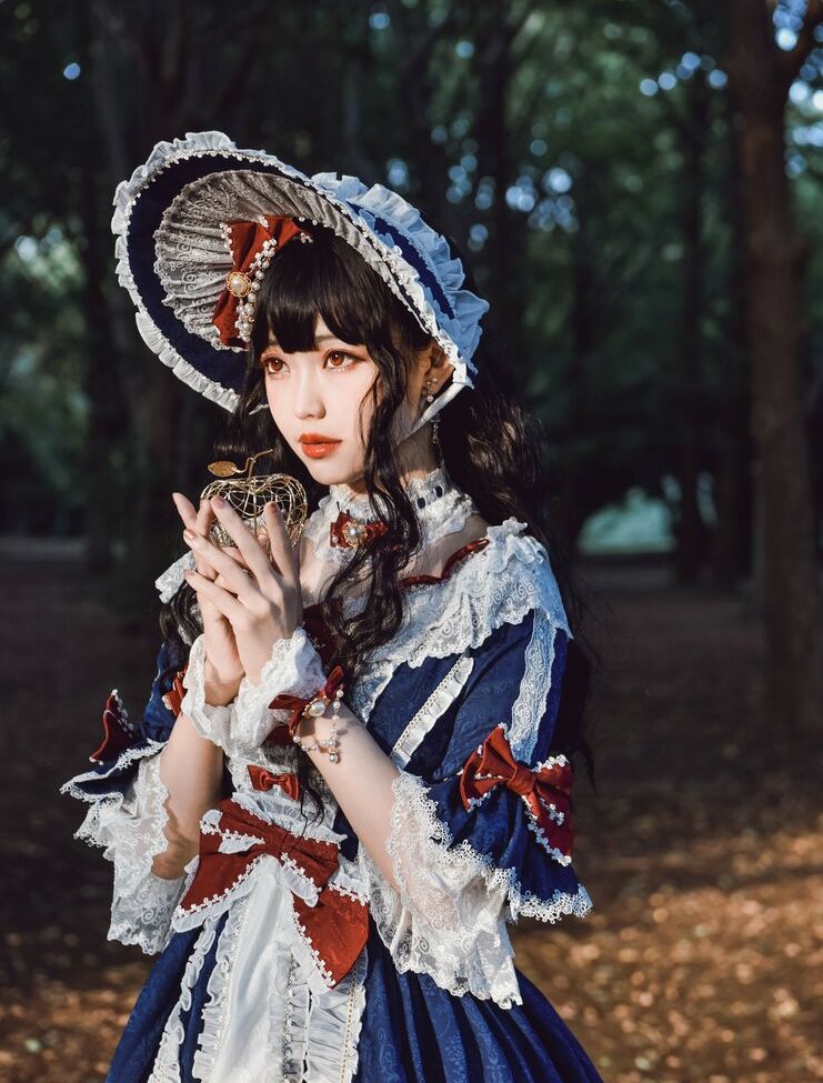 Eeelyeee nackt #108272419