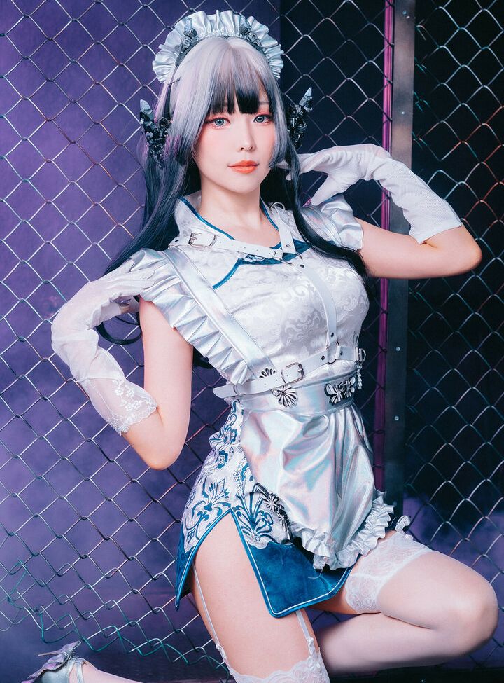 Eeelyeee nackt #108272439