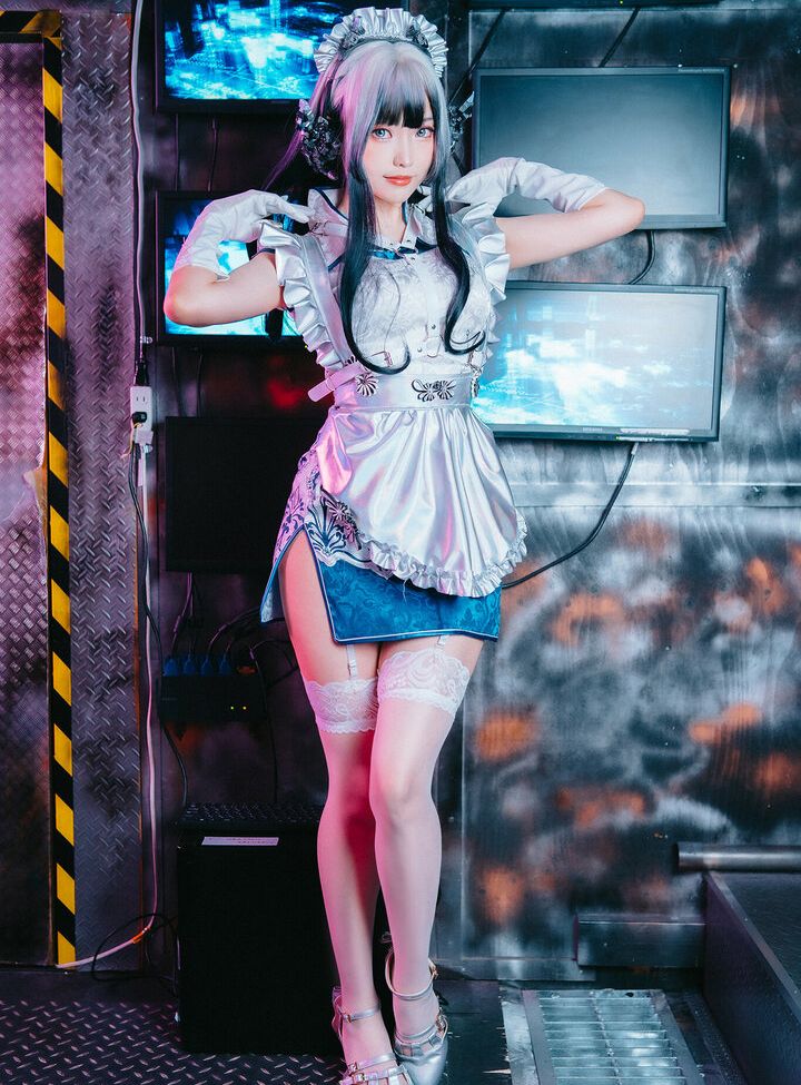 Eeelyeee nackt #108272447