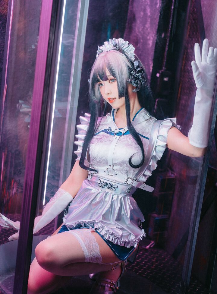 Eeelyeee nackt #108272453