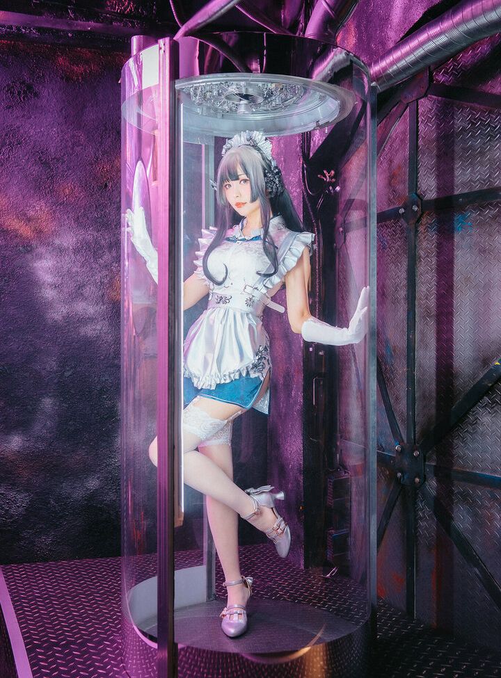 Eeelyeee nackt #108272458