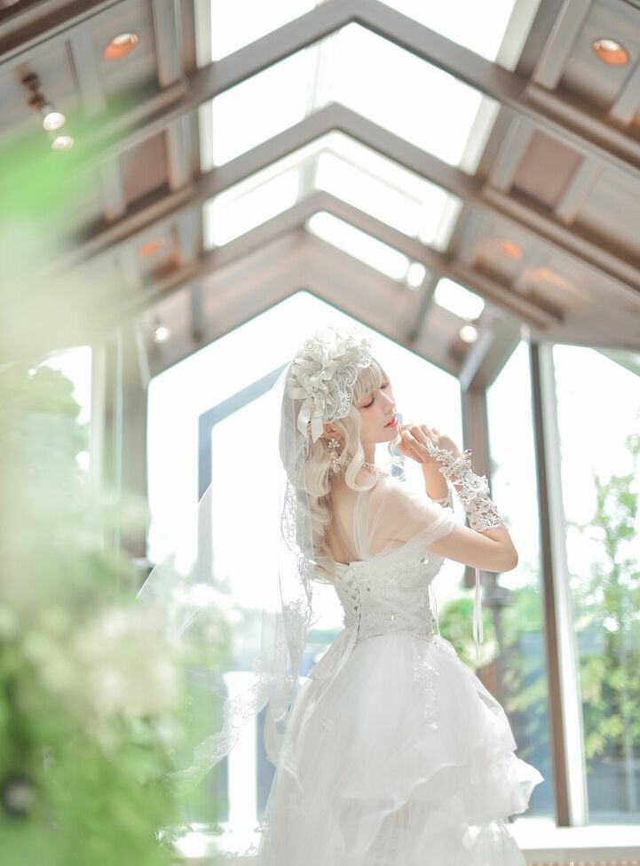 Eeelyeee nackt #108272484