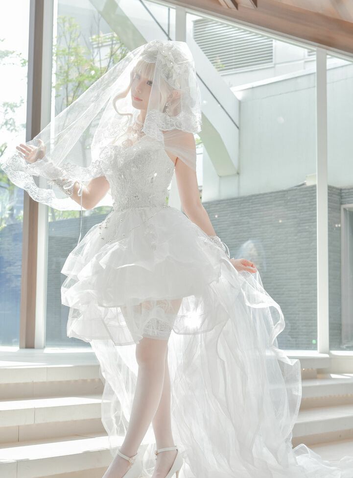 Eeelyeee nackt #108272490