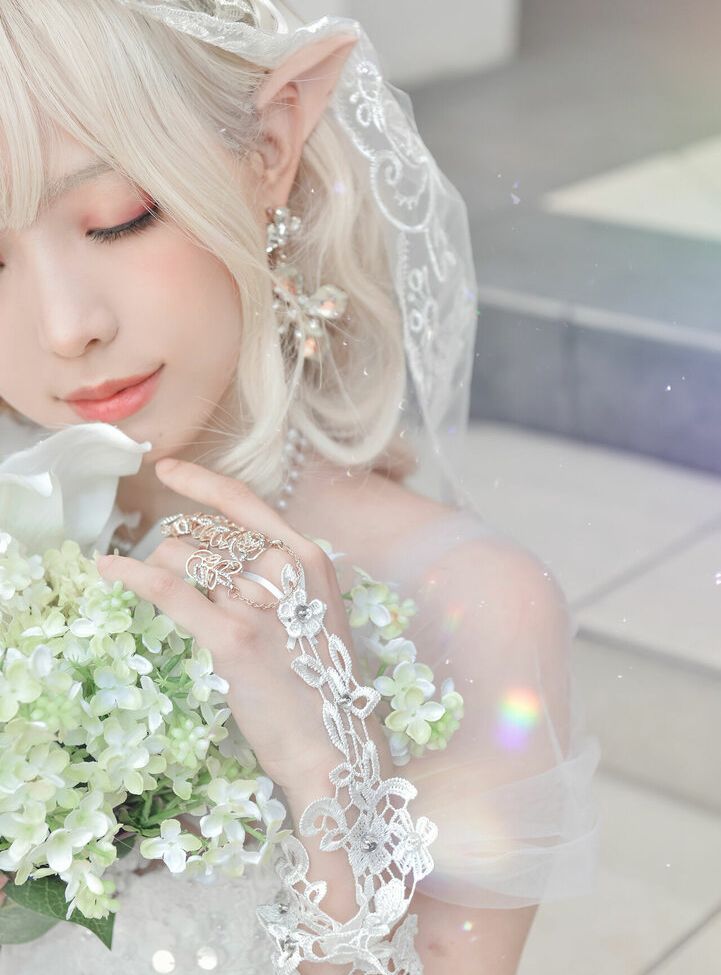 Eeelyeee nackt #108272501