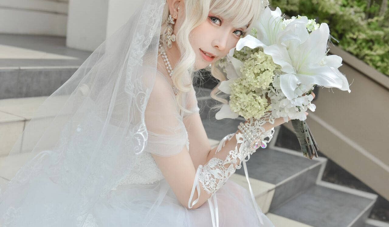 Eeelyeee nackt #108272505