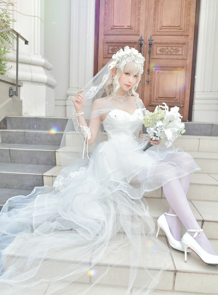 Eeelyeee nackt #108272510