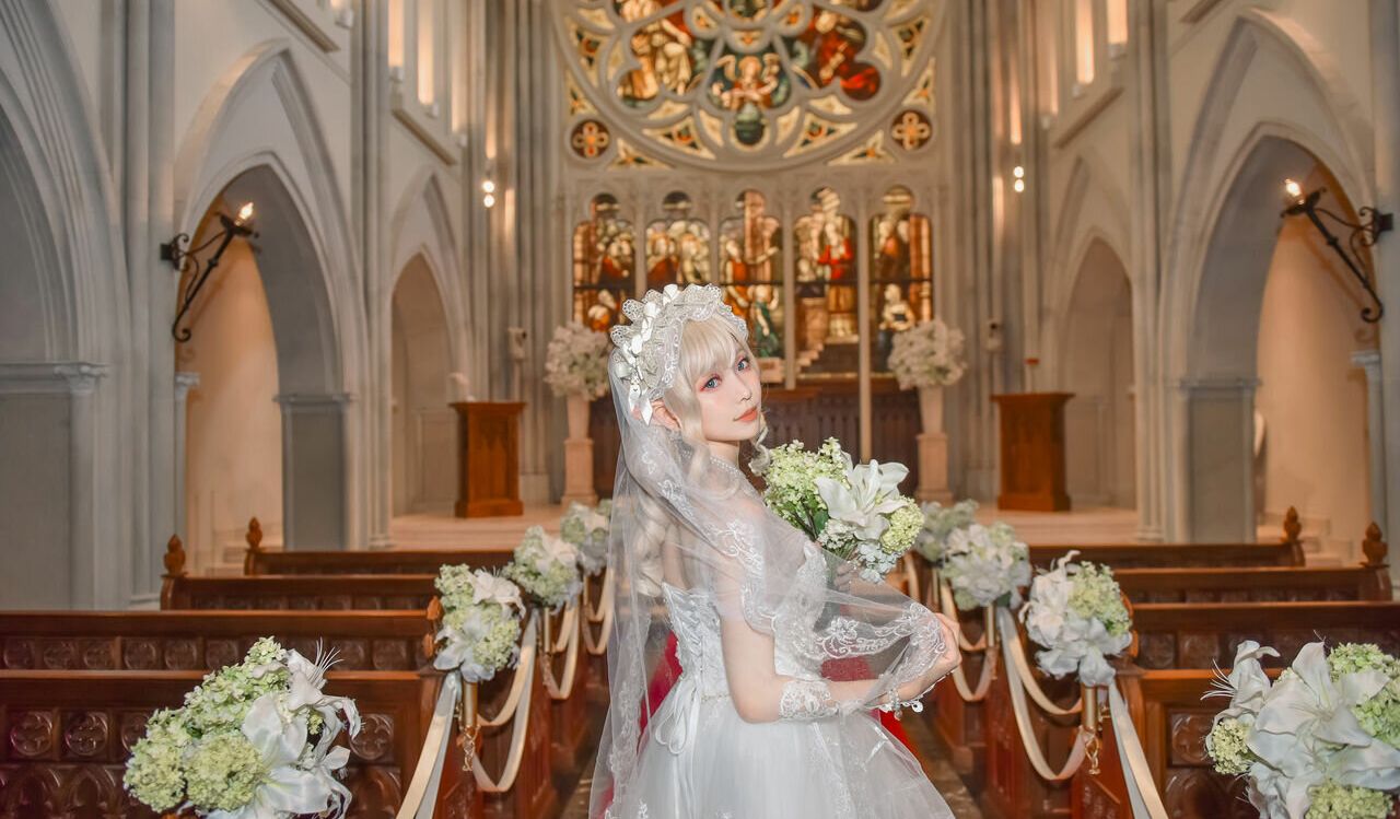 Eeelyeee nackt #108272518