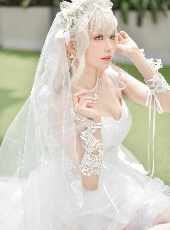 Eeelyeee nackt #108272521