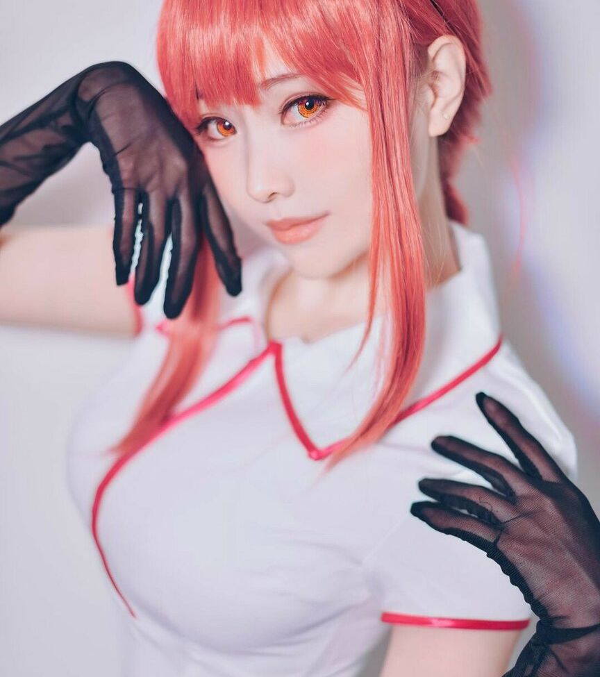 Eeelyeee nackt #108272531