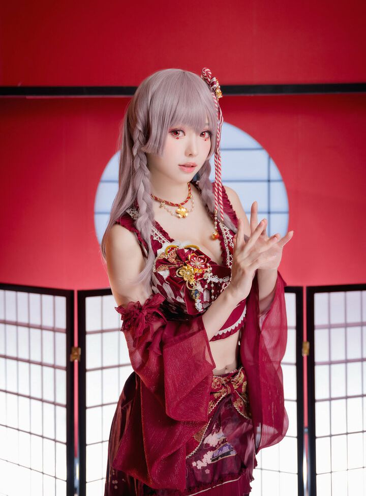 Eeelyeee nackt #108272565