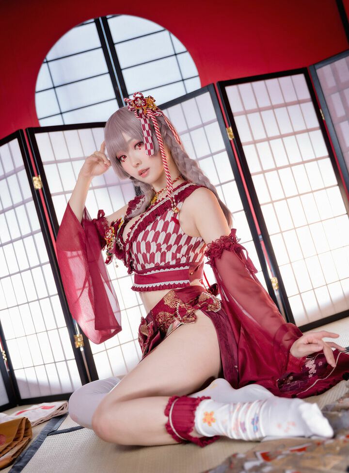 Eeelyeee nackt #108272567