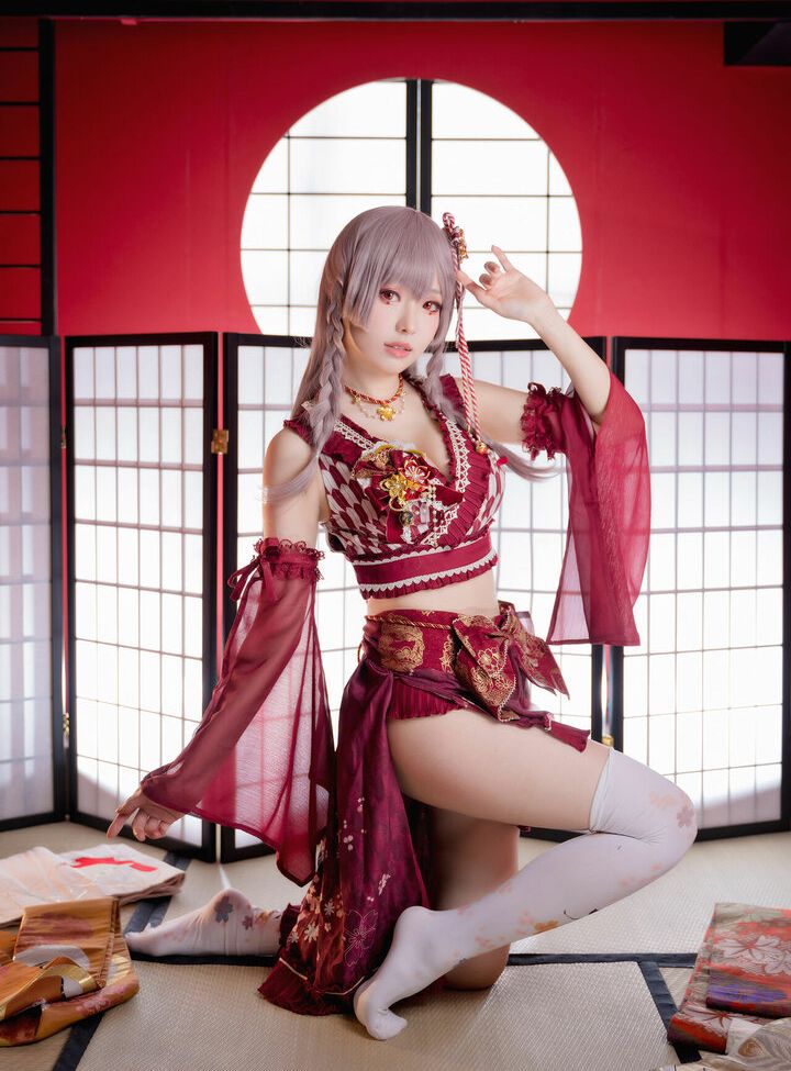 Eeelyeee nackt #108272574