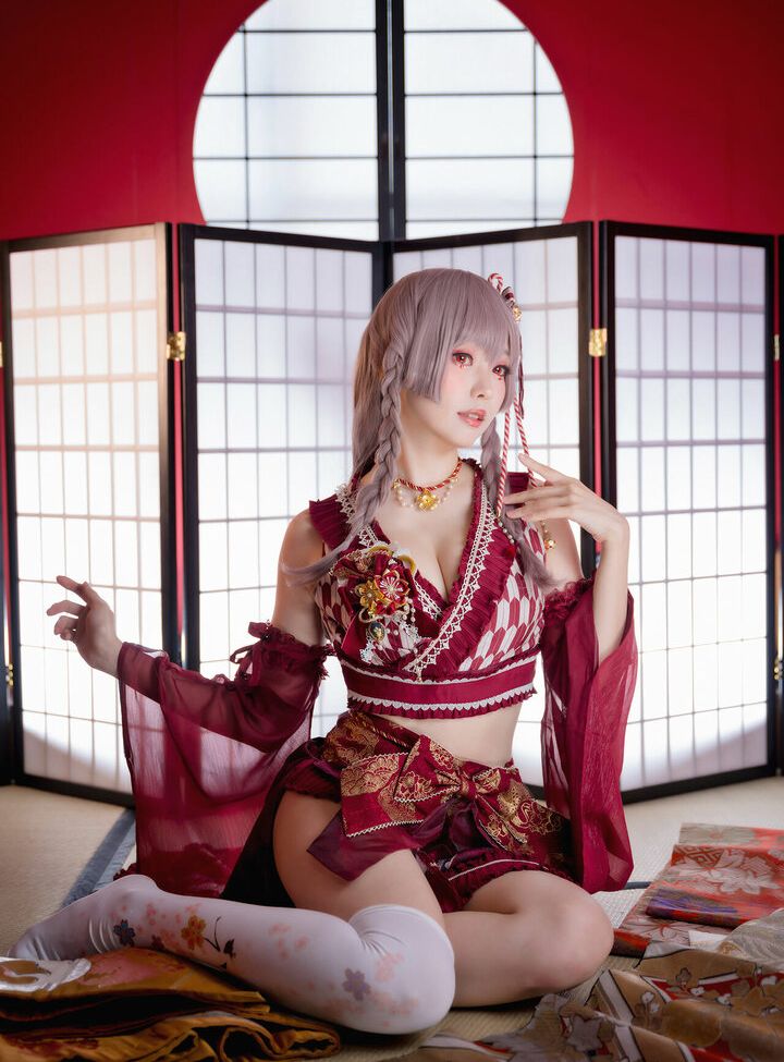 Eeelyeee nackt #108272581