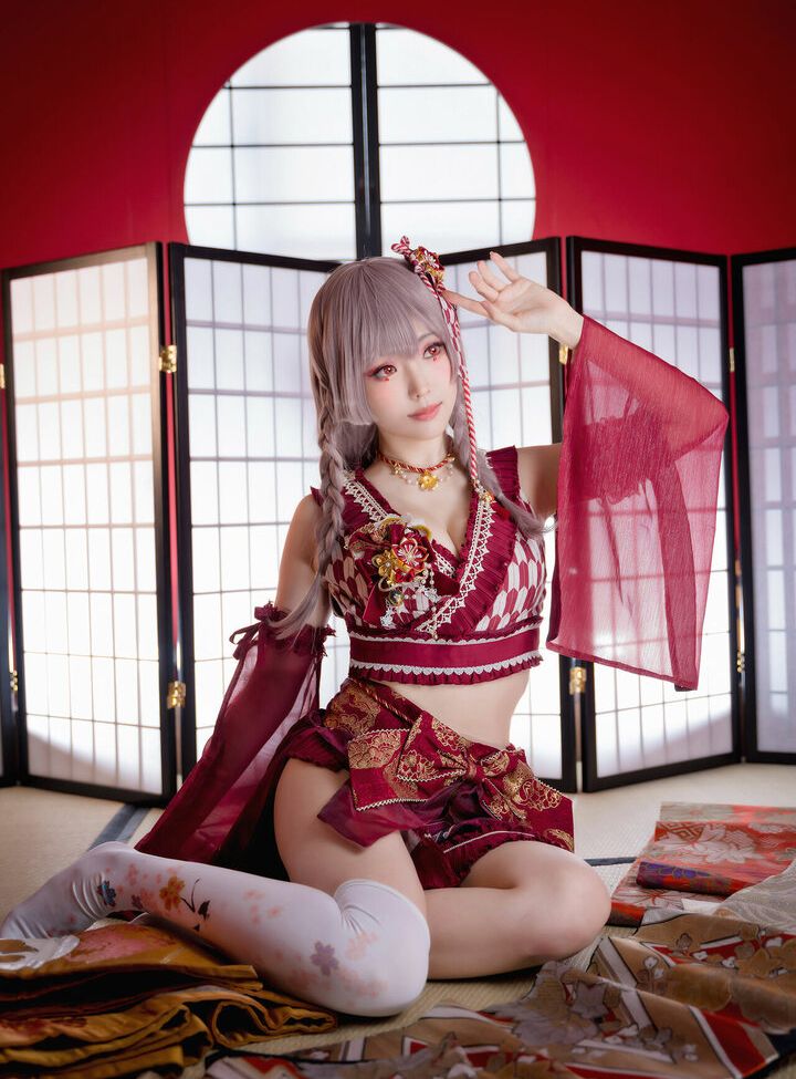 Eeelyeee nackt #108272582