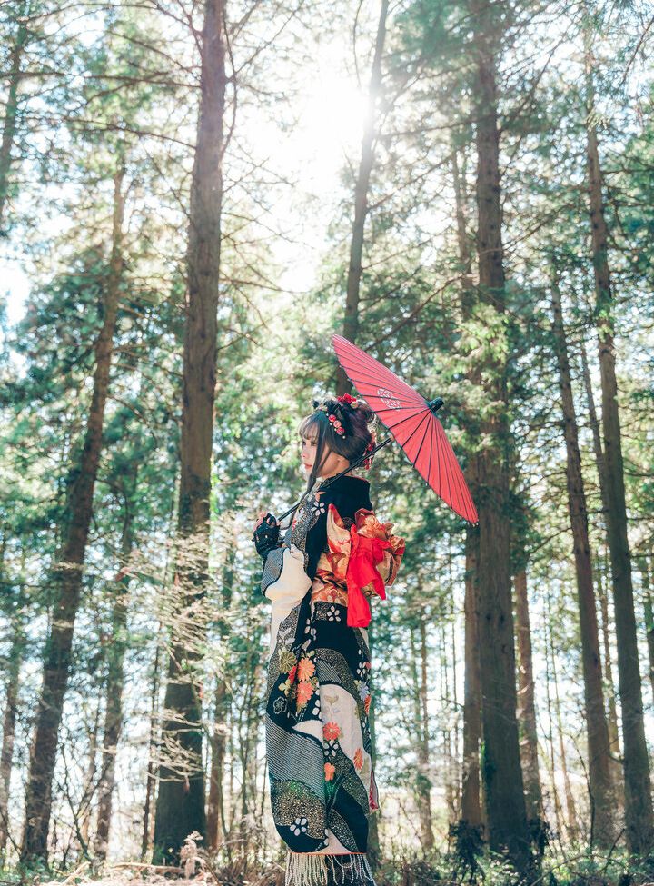 Eeelyeee nackt #108272595