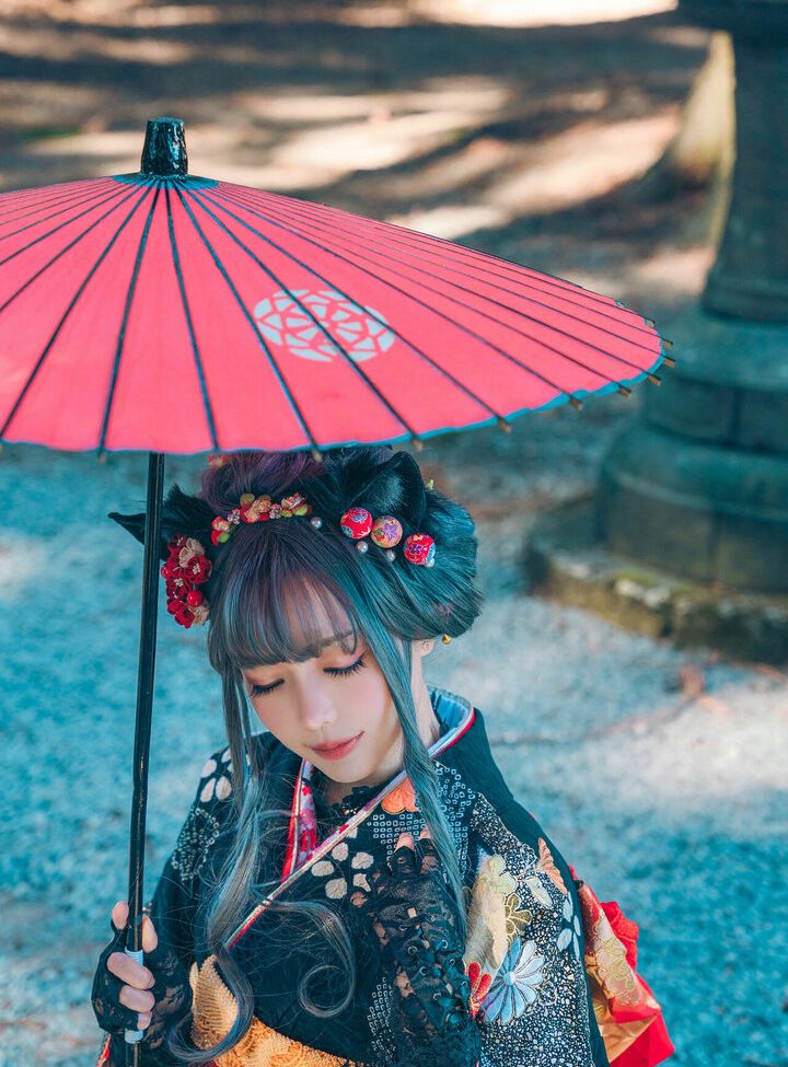 Eeelyeee nackt #108272607