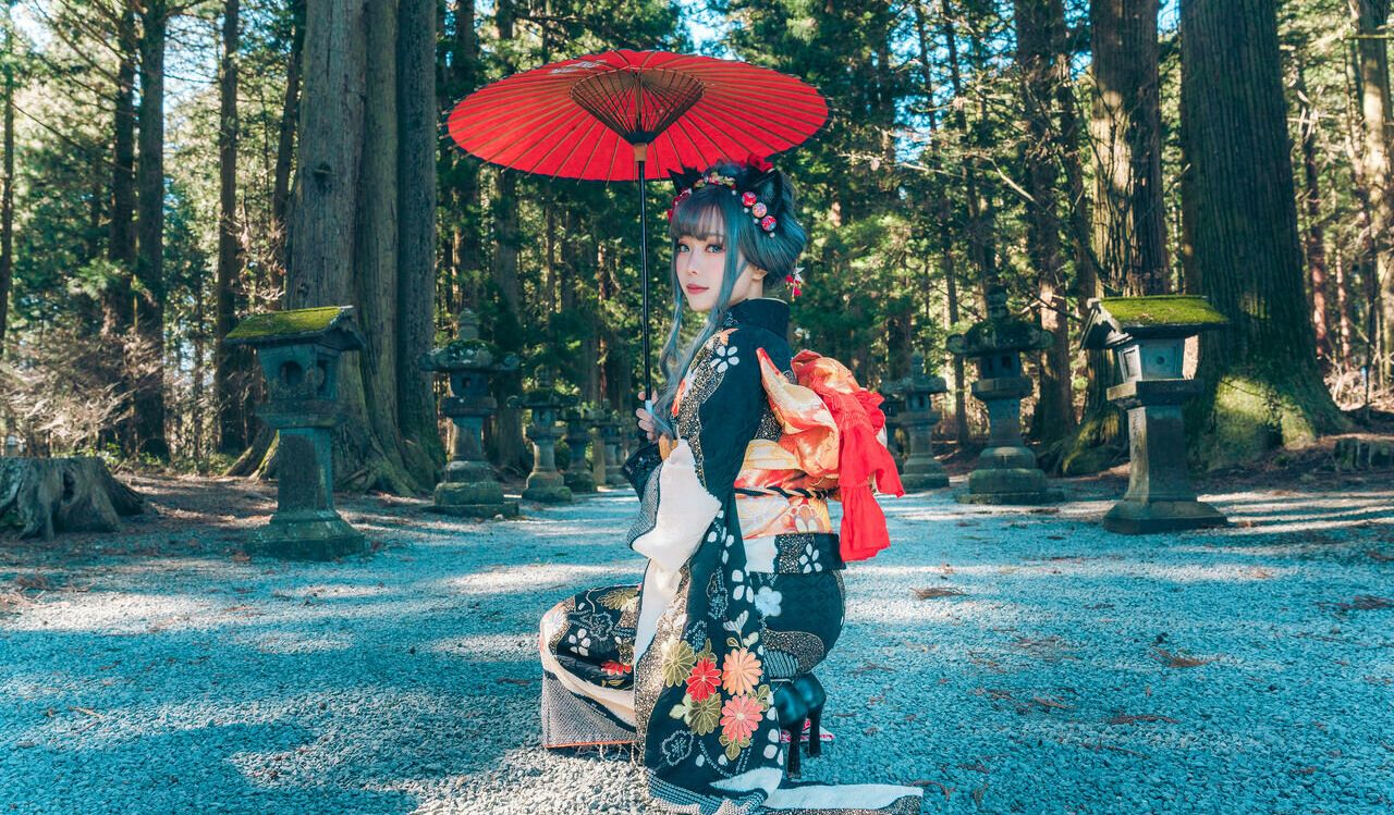 Eeelyeee nackt #108272609