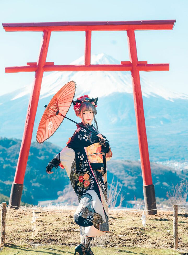 Eeelyeee nackt #108272624