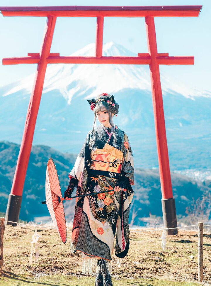 Eeelyeee nackt #108272627