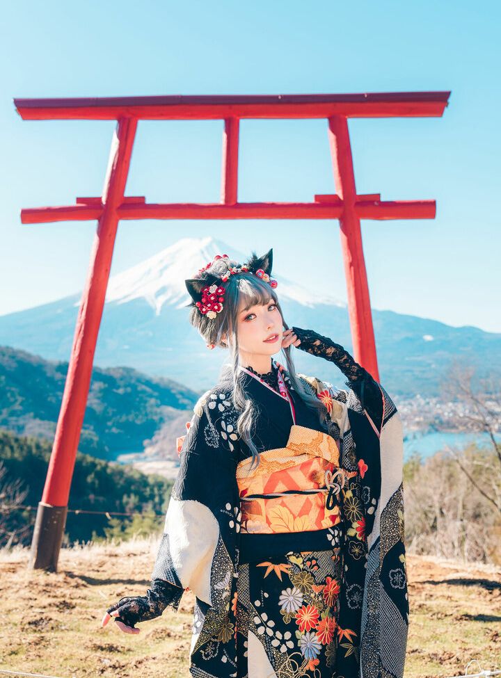 Eeelyeee nackt #108272631