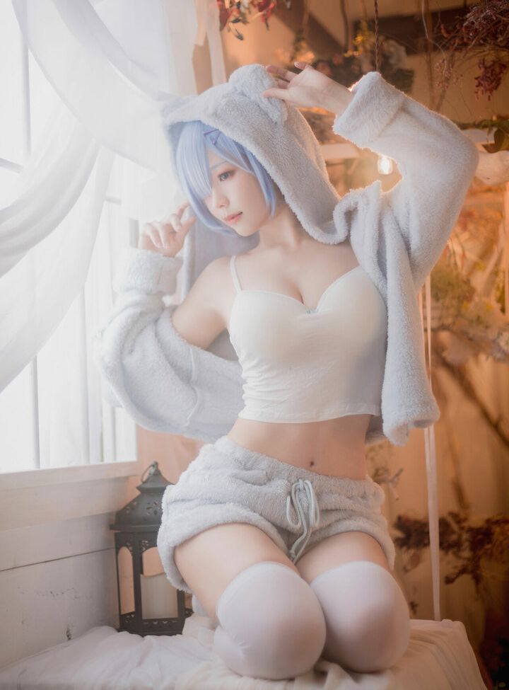 Eeelyeee nackt #108272661