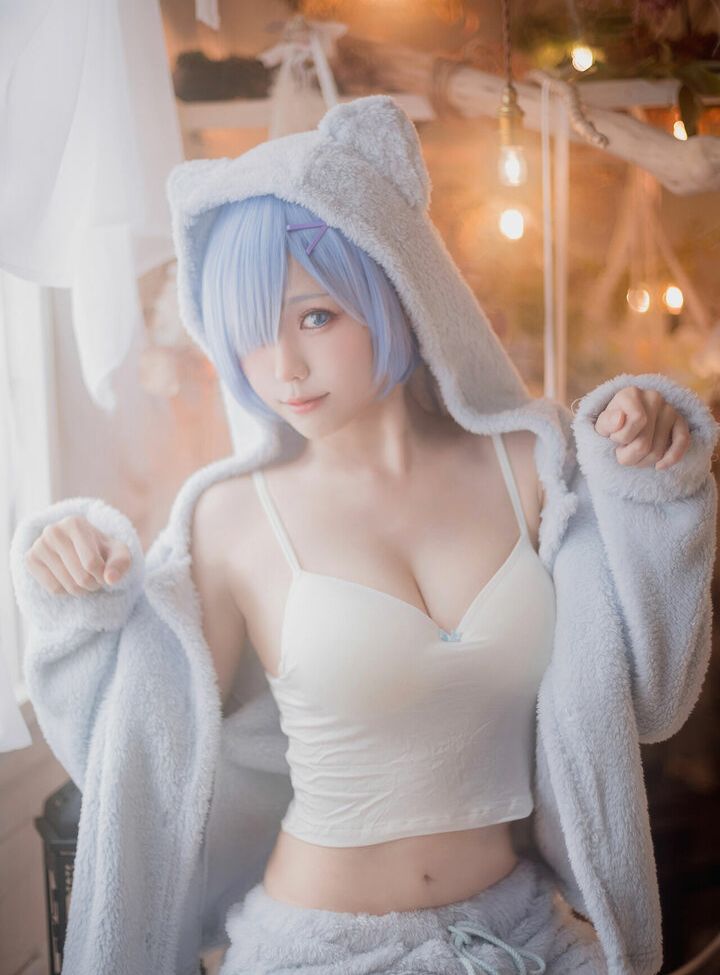 Eeelyeee nackt #108272669