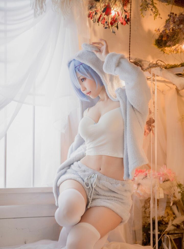 Eeelyeee nackt #108272671