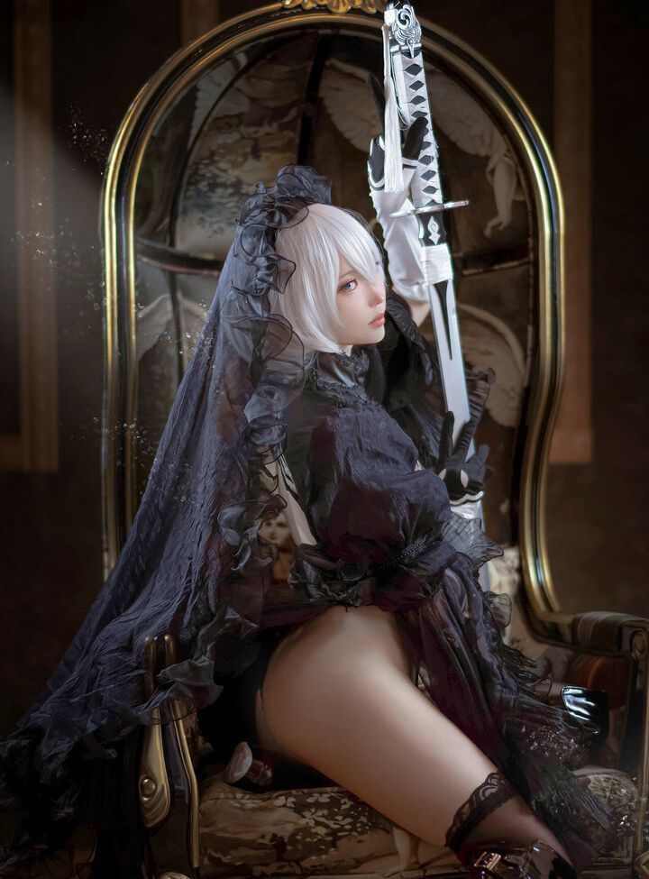 Eeelyeee nackt #108272752