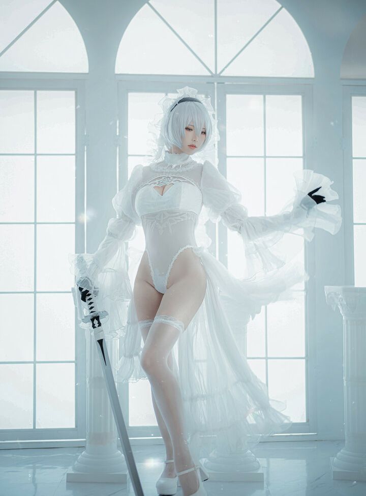 Eeelyeee nackt #108272765