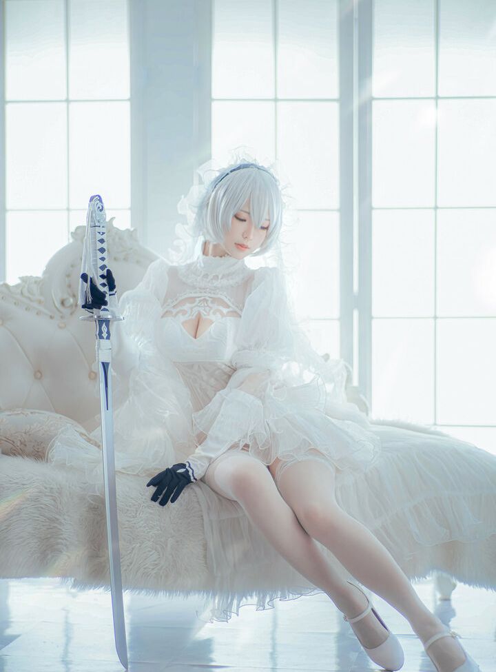 Eeelyeee nackt #108272777