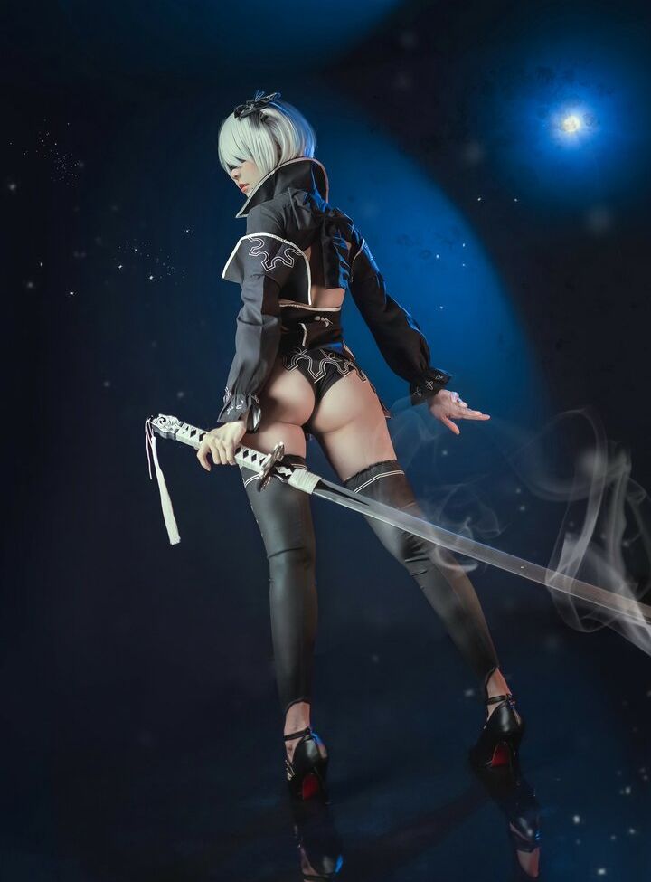 Eeelyeee nackt #108272793